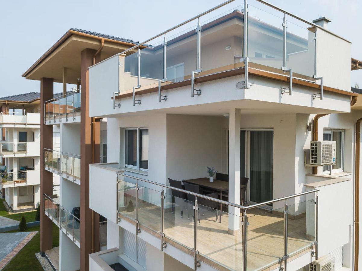 Sprint Apartman Siófok Zewnętrze zdjęcie